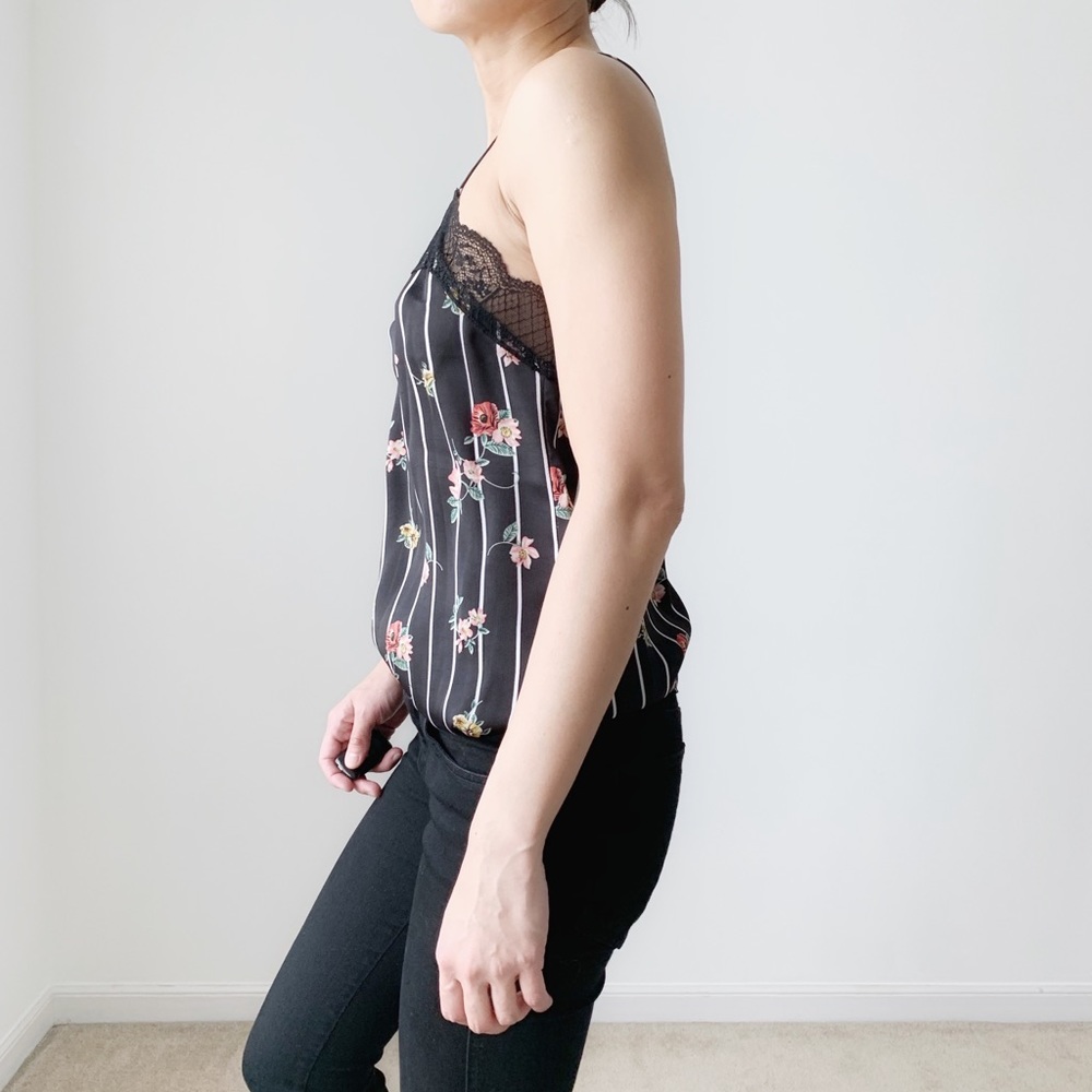 Floral Lace trim Cami TOP - Picture 3 of 4